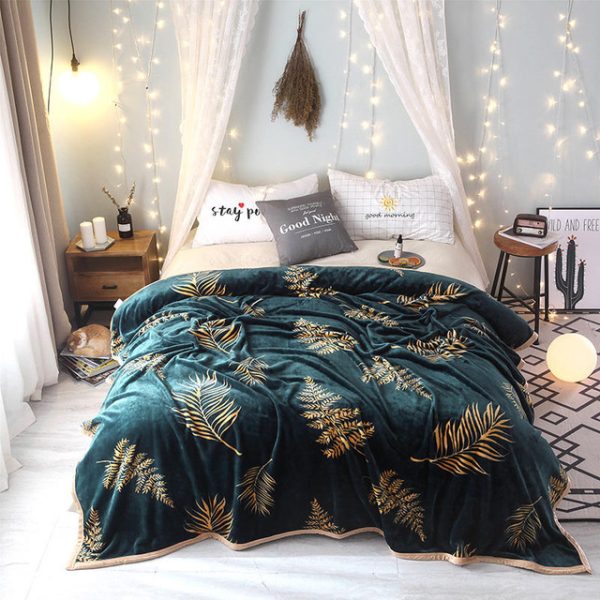 Soft Flannel Blanket Adult Sofa Bedding - Image 4