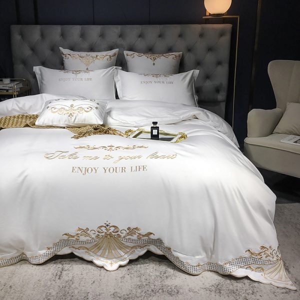 Four-Piece Cotton Jacquard Hotel Bedding - Image 6