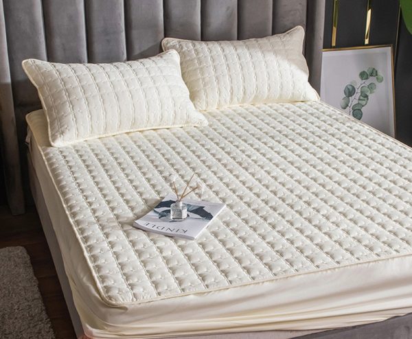 Non-Slip Quilted Padded Simmons Mattress - Image 9