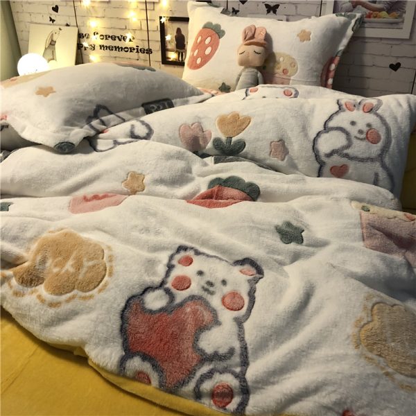 Four-Piece Princess Heart Snowflake Velvet Coral Velvet Bed Sheet Duvet Cover - Image 12