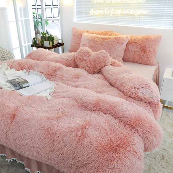 4-piece mink bed set - Image 2