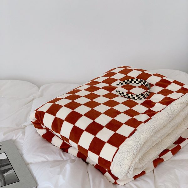 Nordic Style Checkerboard Autumn And Winter Thickened Milk Fleece Blanket - Image 5