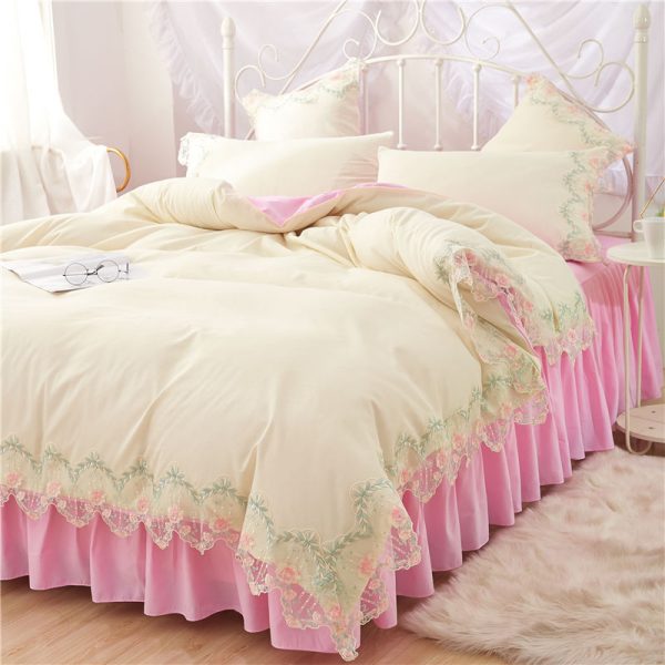 Four-piece Set Of Net Red Bedding - Image 4