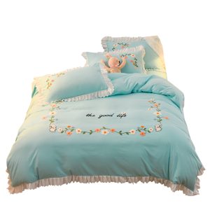 Three-piece Set On Single Bed With Wind Ruffled Duvet Cover