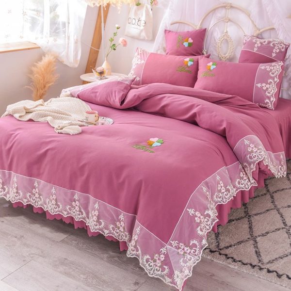 Four-piece Set Of Net Red Bedding - Image 10