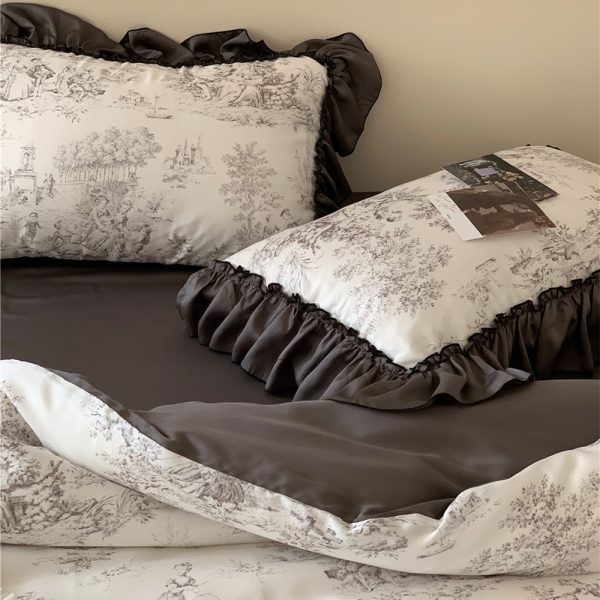 Home French Ice Silk Lace Bedding - Image 4