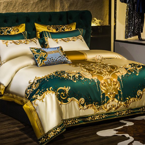 Luxury Villa European-style Four-piece Bedding Set High-end Elegant Satin Embroided Bed Sheet Bedspread Four 60-piece Set - Image 6