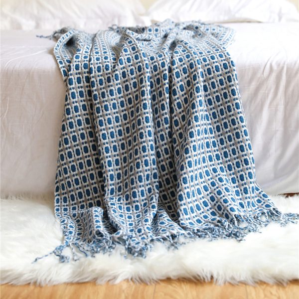 Houndstooth Tassel Woolen Blanket - Image 5