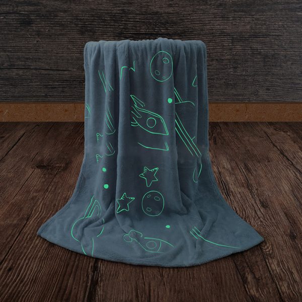 Luminous Blanket Children's Nap Blanket Coral Fleece Autumn And Winter Sofa Cover - Image 3