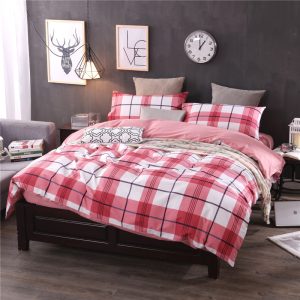 Three-piece Checked Bed Sheet Set