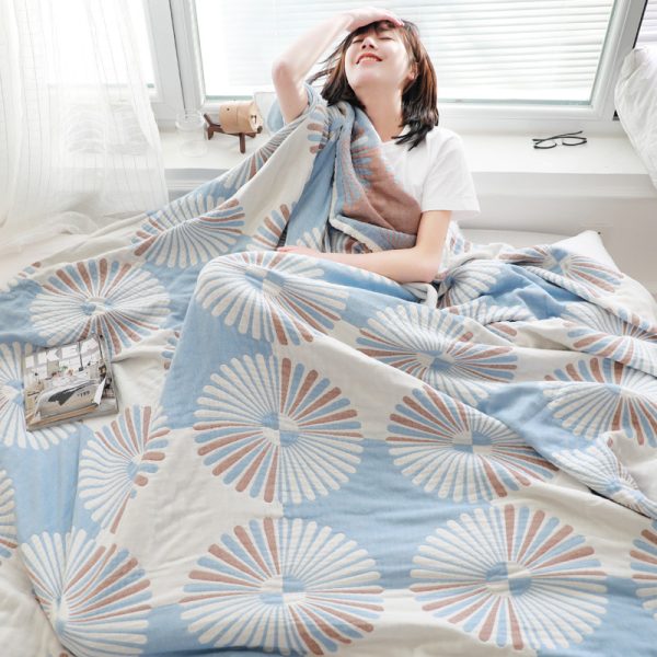 Pure Cotton Gauze Air Conditioning Sofa Blanket - Image 9