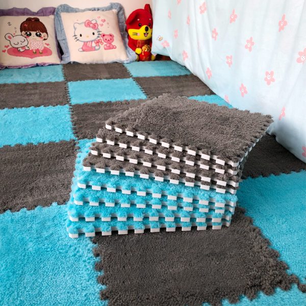 Large Area Room Cube Floor Mats Beside The Bed - Image 11