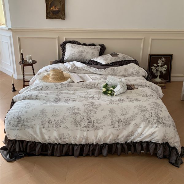 Home French Ice Silk Lace Bedding - Image 3