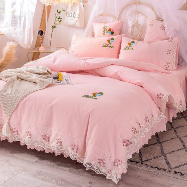 Four-piece Set Of Net Red Bedding - Image 9