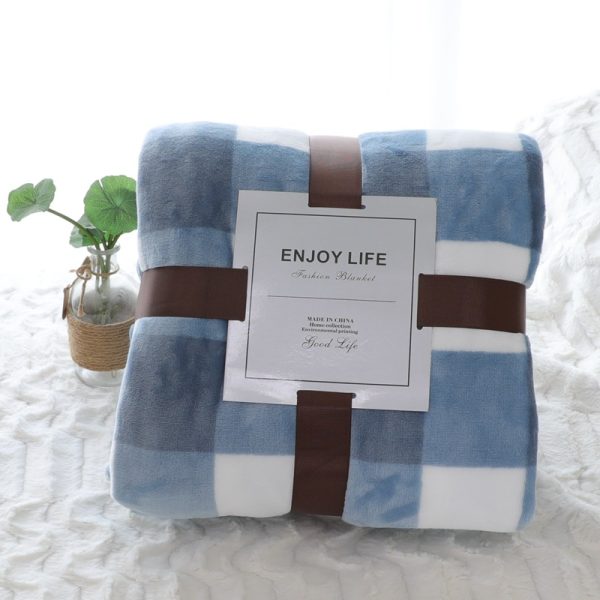 Nap Travel Solid Color Flannel Thickened Blanket - Image 5