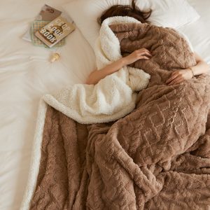 Autumn And Winter Warm Girl Heart Lamb Velvet Blanket