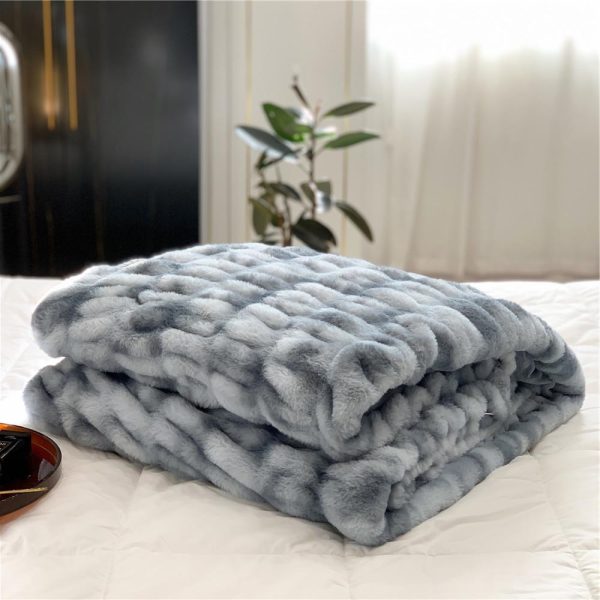 High-grade Faux Fur Fleece Blanket Comfortable Skin-friendly Bubble Rabbit - Image 4