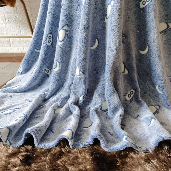 Luminous Blanket Children's Nap Blanket Coral Fleece Autumn And Winter Sofa Cover - Image 8