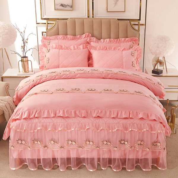 Pure Cotton Quilted Lace Bedspread Full - Image 2